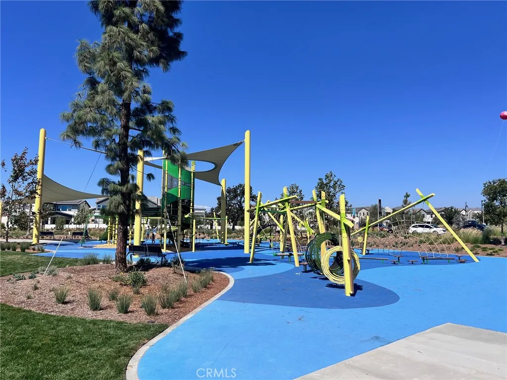 Additional image 41 of 114 Draw, Irvine, CA 92618