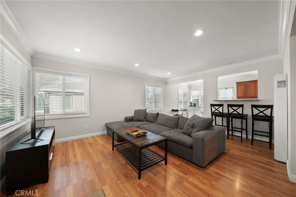 Additional image 7 of 2580 Westminster Avenue, Costa Mesa, CA 92627