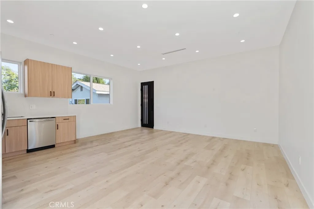 Additional image 4 of 17315 Los Alimos, Granada Hills, CA 91344