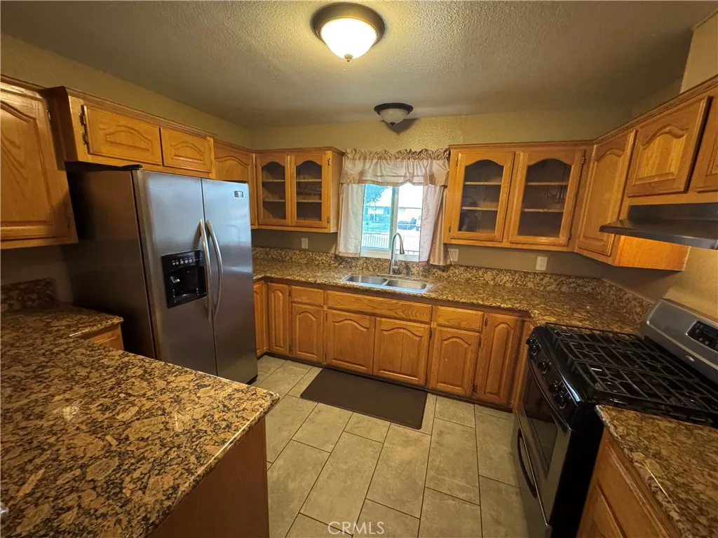 Additional image 38 of 428 E Montrose St, Rialto, CA 92376