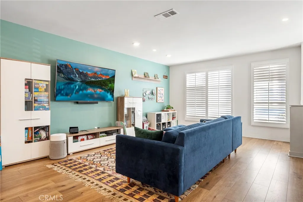 Additional image 10 of 2700 E.Chaucer Street Unit 2, Los Angeles, CA 90065