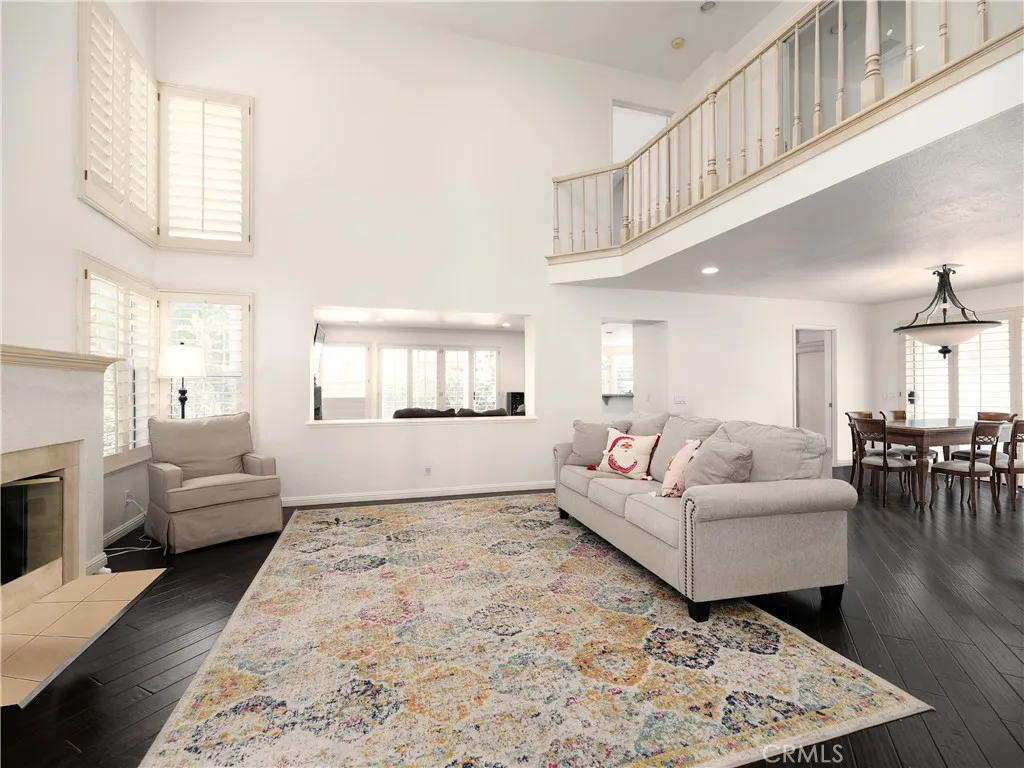 Additional image 7 of 24716 Calle Altamira, Calabasas, CA 91302