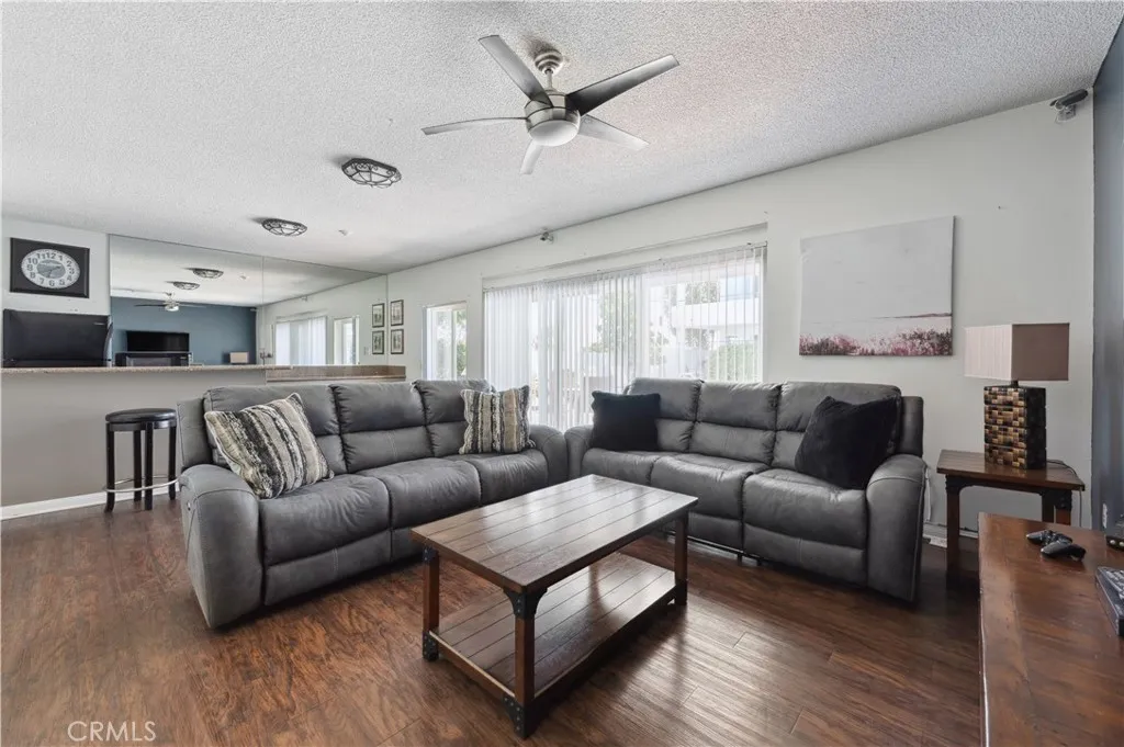 Additional image 41 of 415 S Prospect Avenue Unit 215, Redondo Beach, CA 90277