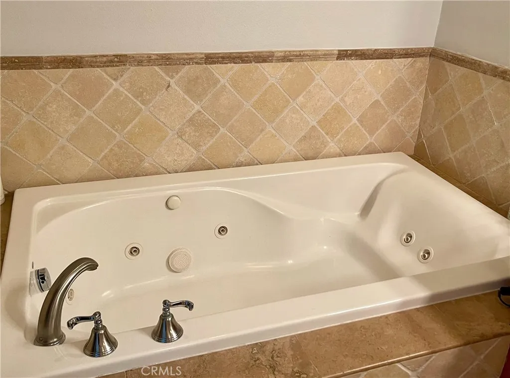 Additional image 15 of 25911 El Segundo Street, Laguna Hills, CA 92653