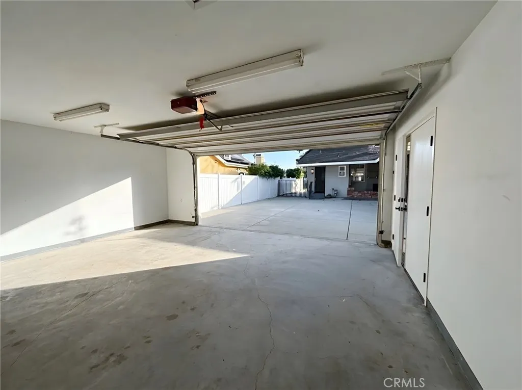 Additional image 5 of 11559 Blix Street, Valley Village, CA 91602