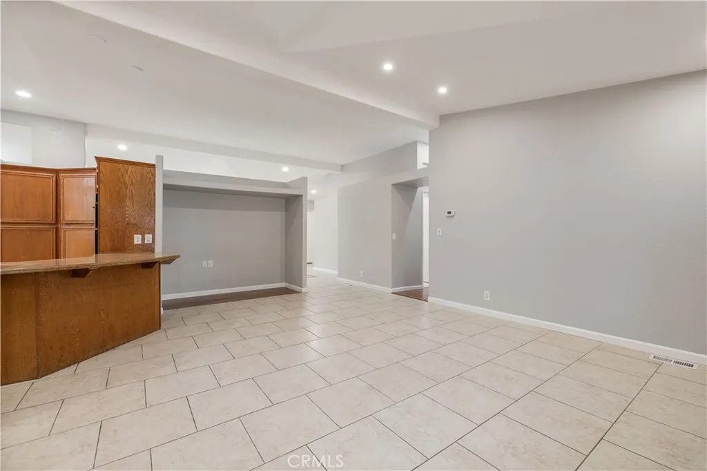 Additional image 14 of 15608 Tierra Rejada Rd S, Moorpark, CA 93021