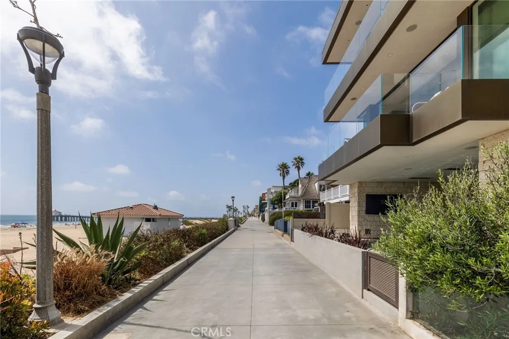Additional image 13 of 716 The Strand, Manhattan Beach, CA 90266