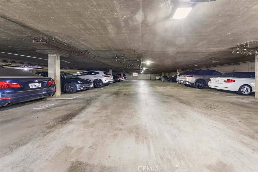 Additional image 14 of 424 Oak Street Unit 324, Glendale, CA 91204