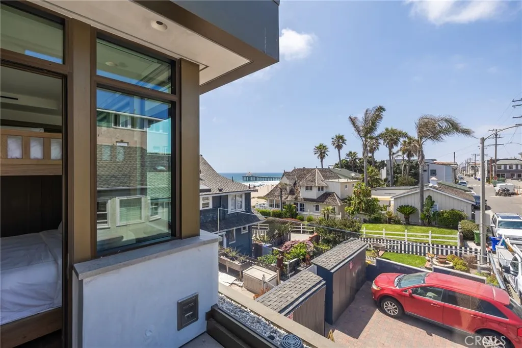 Additional image 48 of 716 The Strand, Manhattan Beach, CA 90266