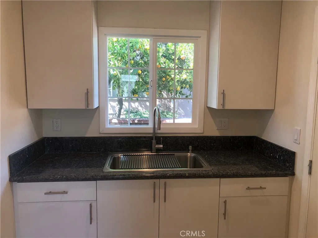 Additional image 7 of 2640 N Frederic Street, Burbank, CA 91504