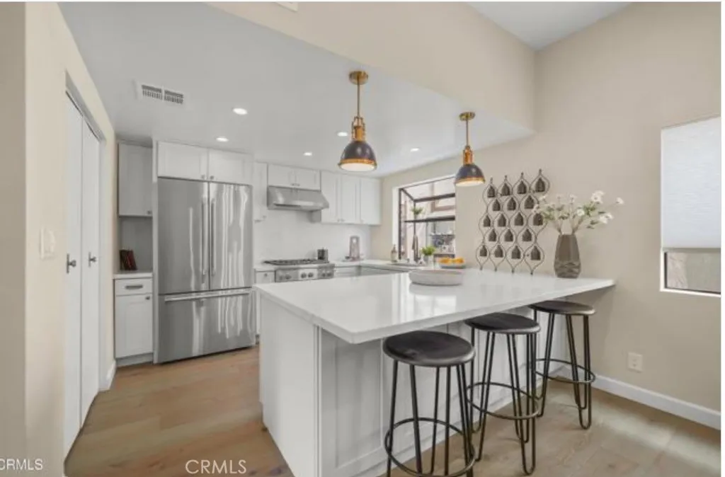 Additional image 8 of 511 S El Molino Unit 17, Pasadena, CA 91101