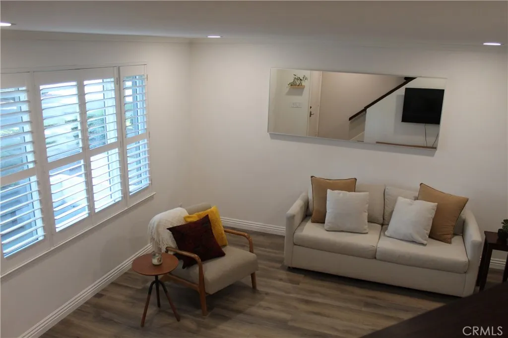 Additional image 6 of 591 N Garfield Ave Unit 5, Pasadena, CA 91101