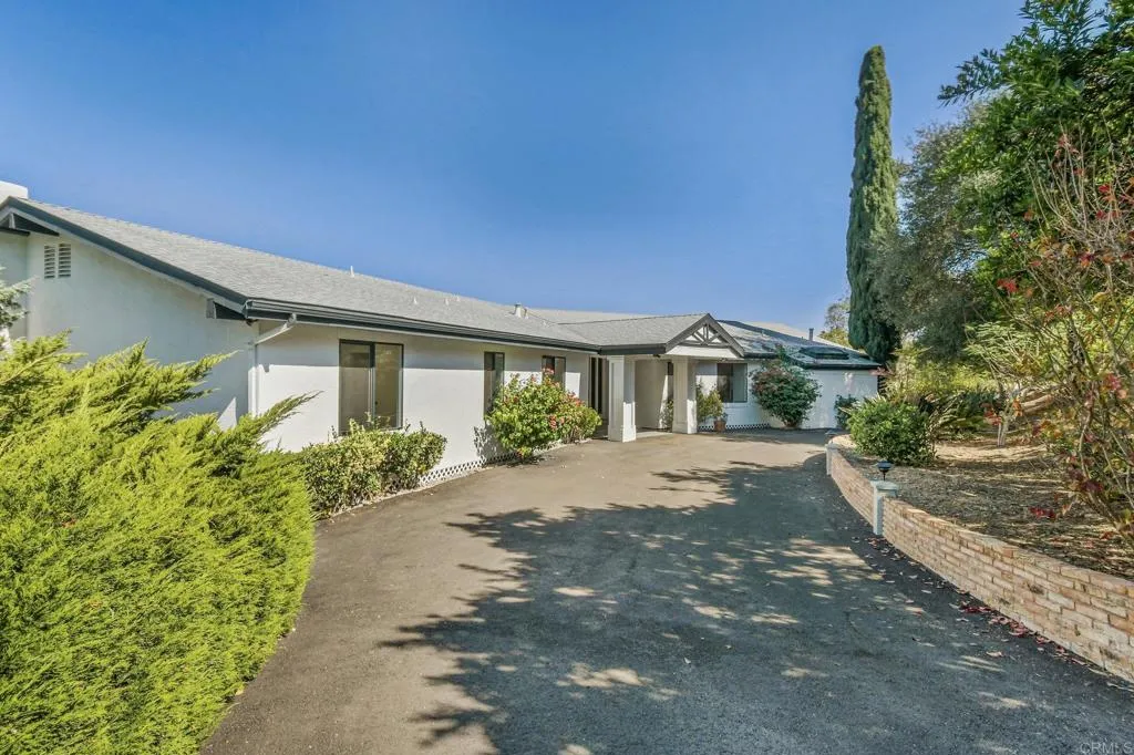 Additional image 3 of 1051 Via Rancho Parkway, Escondido, CA 92029