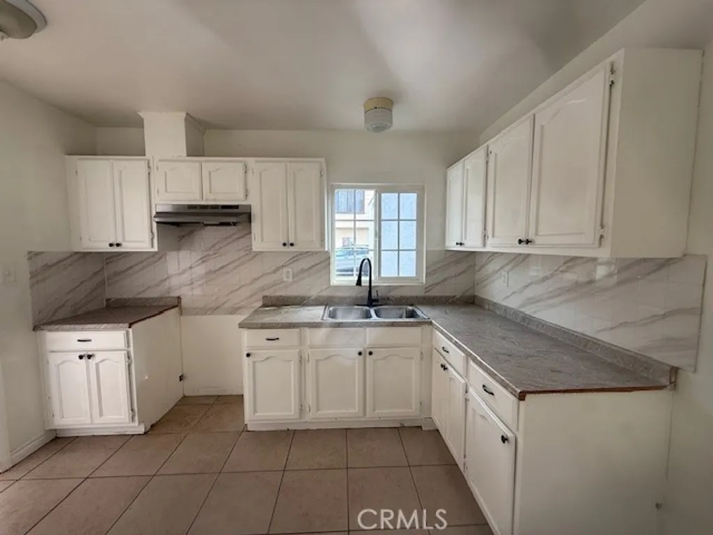 Additional image 7 of 14810 S Cookacre Avenue, Compton, CA 90221