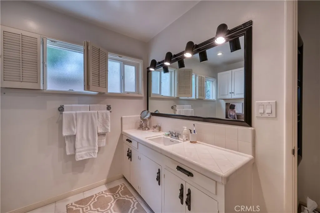 Additional image 15 of 149 Via Waziers, Newport Beach, CA 92663