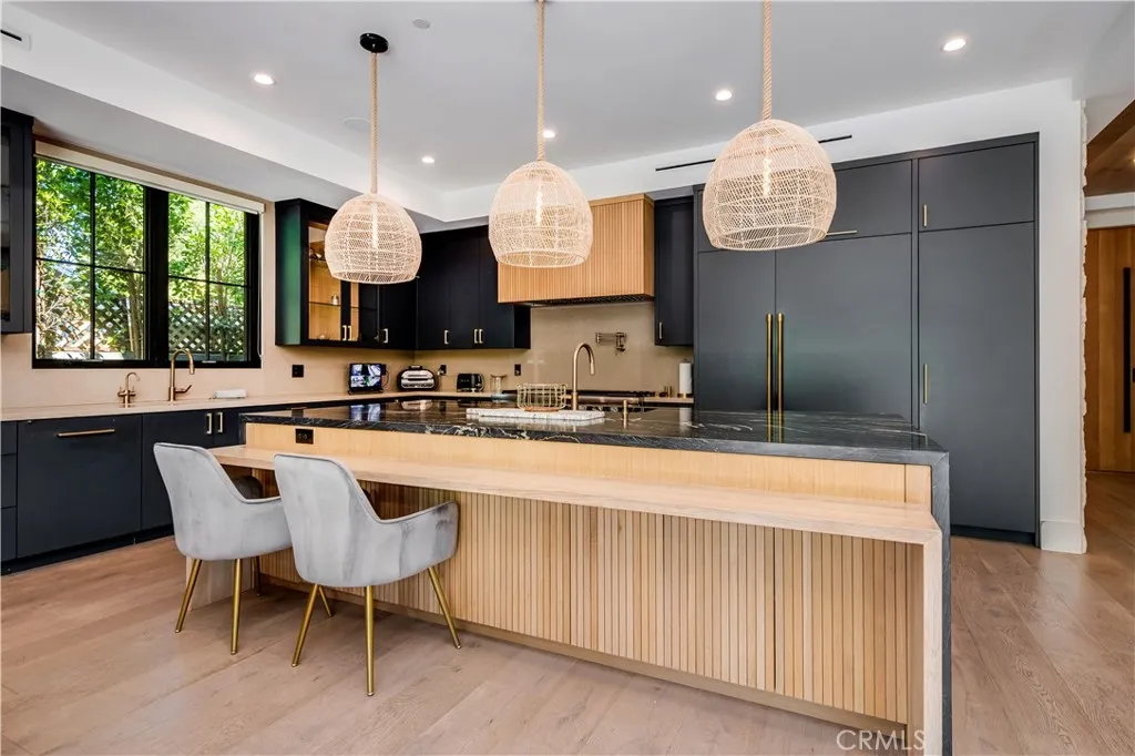 Additional image 18 of 5517 Allott Avenue, Sherman Oaks, CA 91401