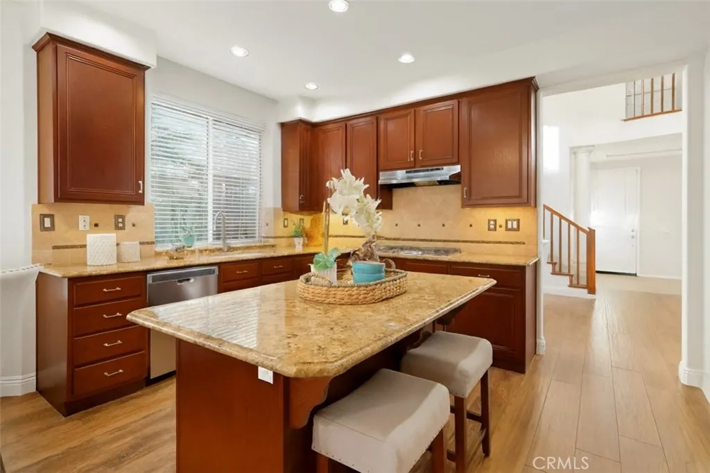 Additional image 3 of 18775 Ashford Ln, Huntington Beach, CA 92648