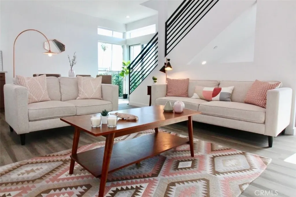 Additional image 2 of 1416 S Cloverdale Ave, Los Angeles, CA 90019