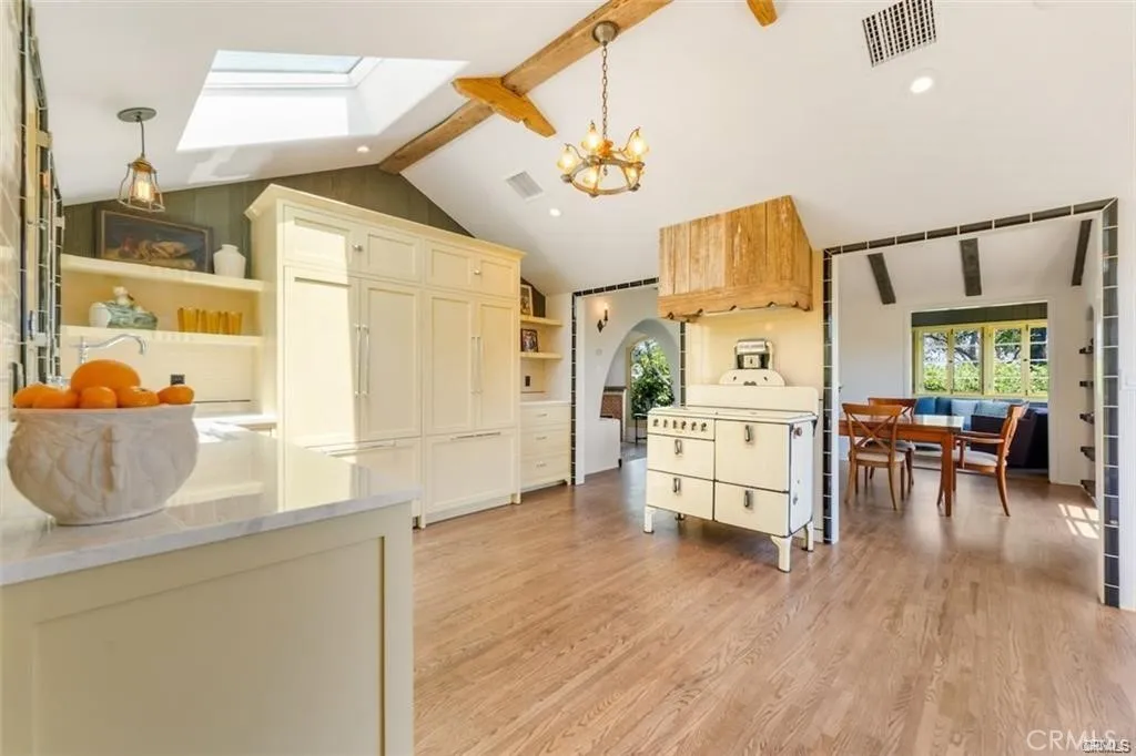 Additional image 7 of 15113 Encanto Drive, Sherman Oaks, CA 91403