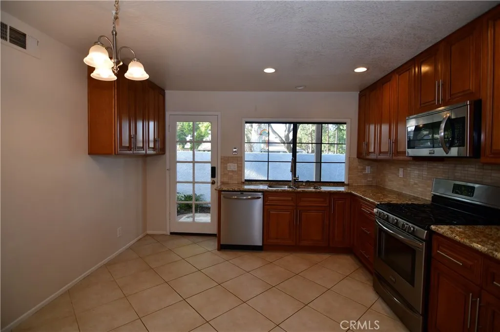 Additional image 28 of 405 E Yale Loop, Irvine, CA 92614