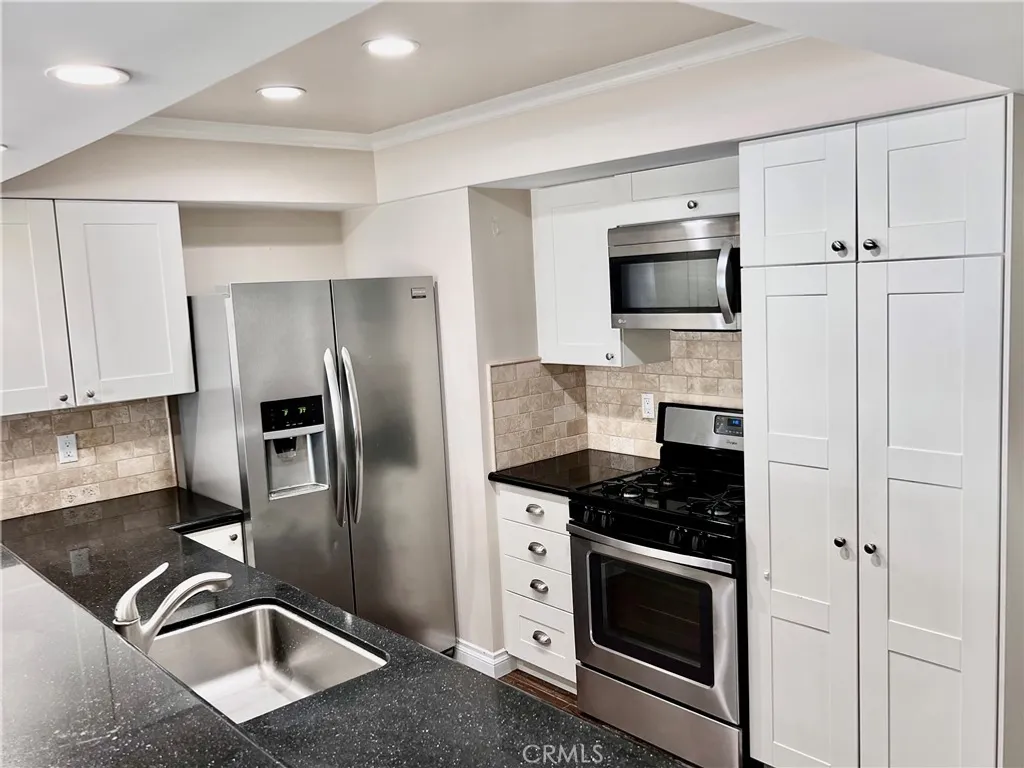 Additional image 8 of 207 Ruby Avenue, Newport Beach, CA 92662