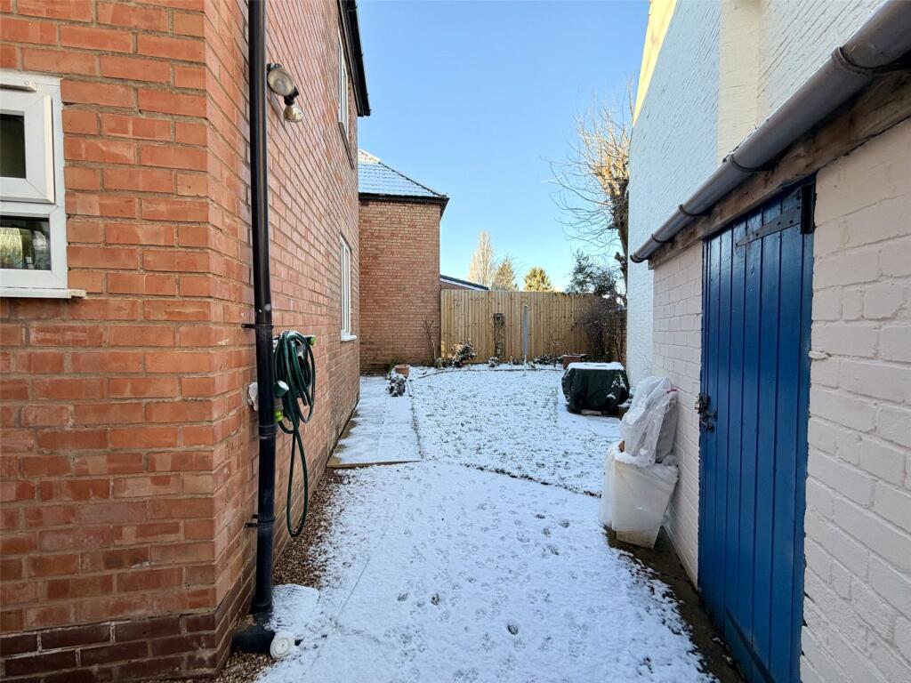 房产图片 25 - 伯明翰西米德兰兹沃斯特米德尔斯，B14，Stot Fold Road