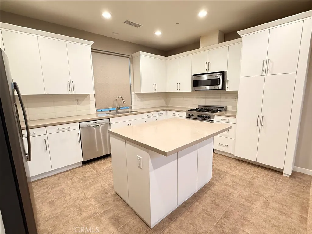 Additional image 33 of 100 Excursion, Irvine, CA 92618