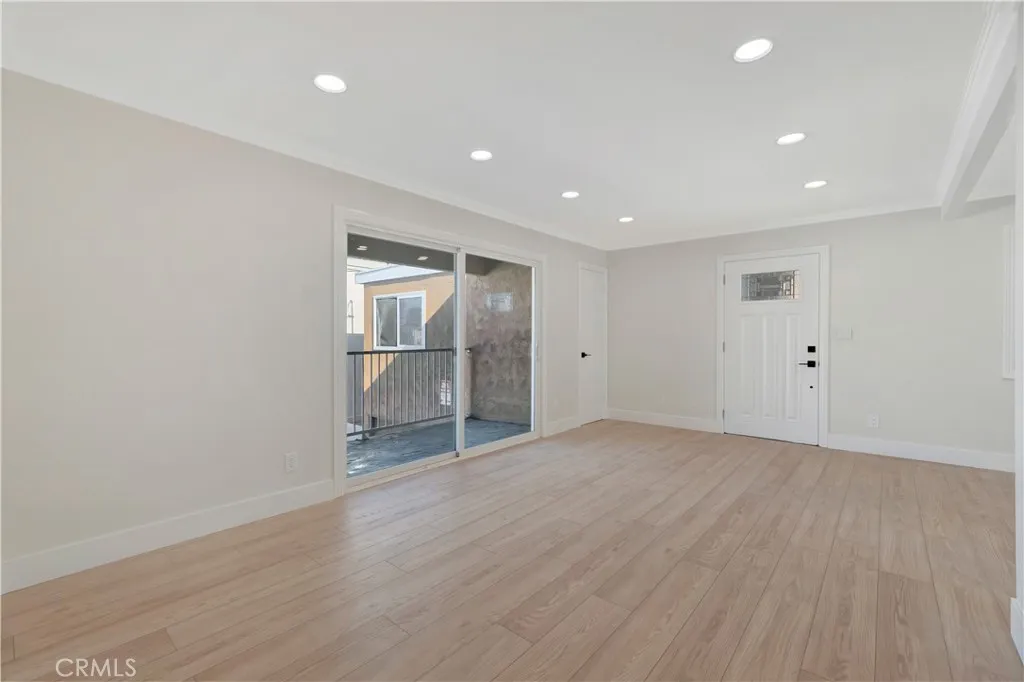 Additional image 16 of 209 13th Street Unit D, Huntington Beach, CA 92648