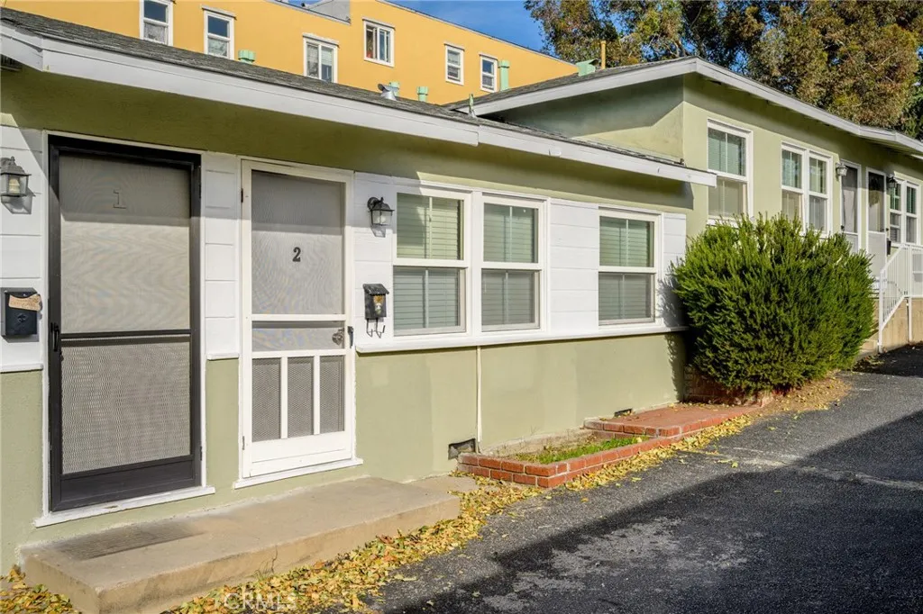 Additional image 2 of 10230 Silverton Unit 2, Tujunga, CA 91042