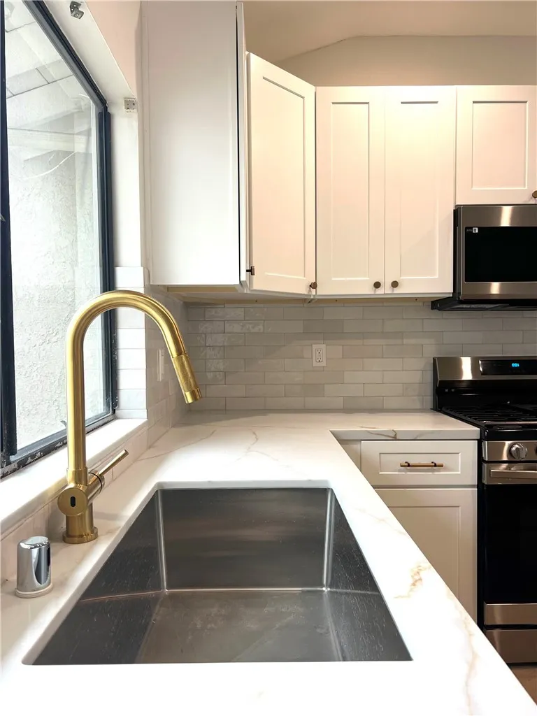 Additional image 15 of 8 Acorn, Irvine, CA 92604