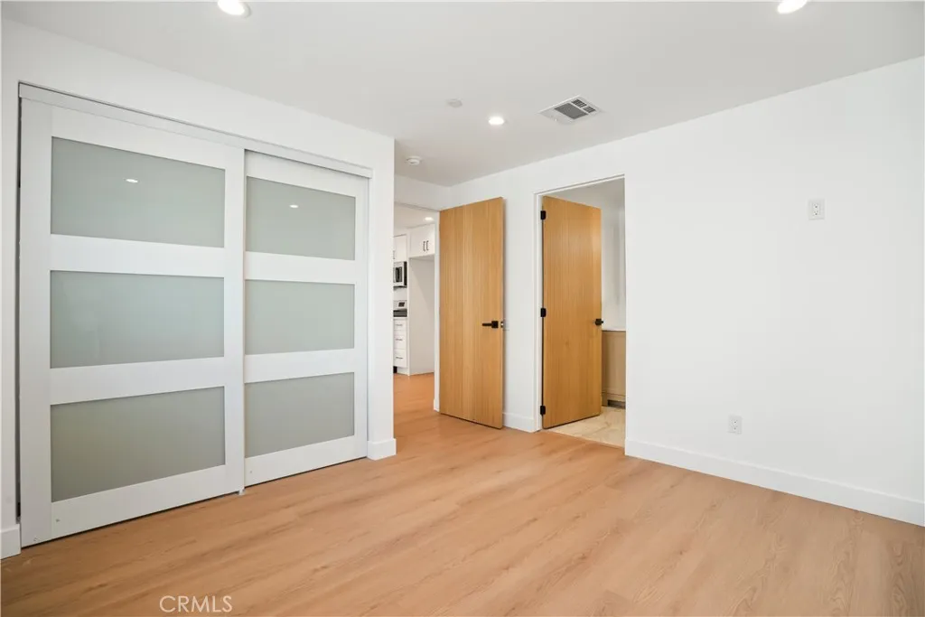 Additional image 29 of 6937 Jellico Avenue, Lake Balboa, CA 91406