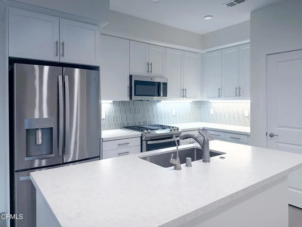 Additional image 12 of 1568 E Thompson Boulevard, Ventura, CA 93001