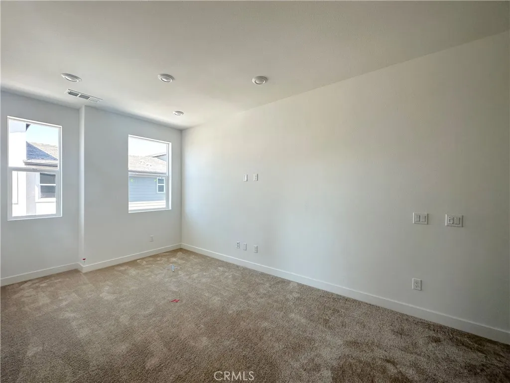 Additional image 33 of 322 Tank, Irvine, CA 92618