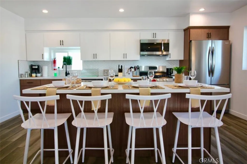 Additional image 9 of 1416 S Cloverdale Ave, Los Angeles, CA 90019