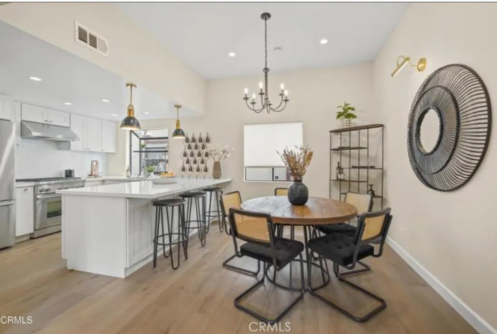 Additional image 10 of 511 S El Molino Unit 17, Pasadena, CA 91101