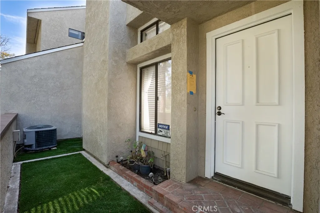 Additional image 39 of 57 Claret, Irvine, CA 92614