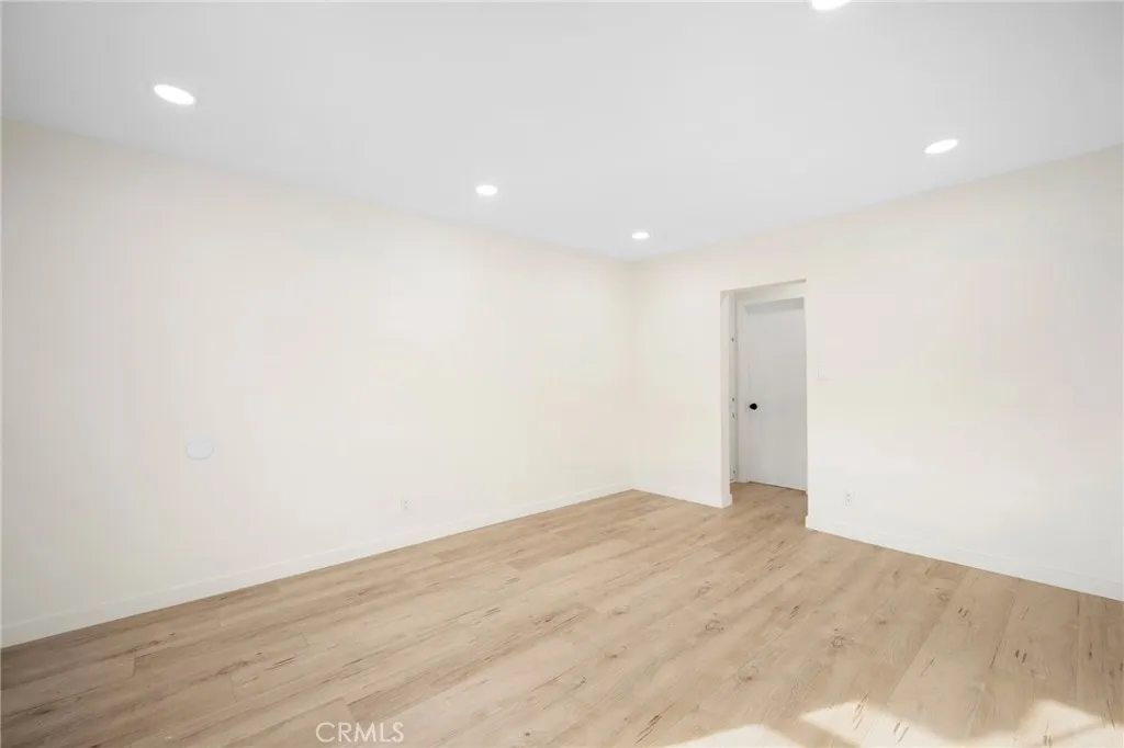 Additional image 7 of 10230 Silverton Unit 2, Tujunga, CA 91042