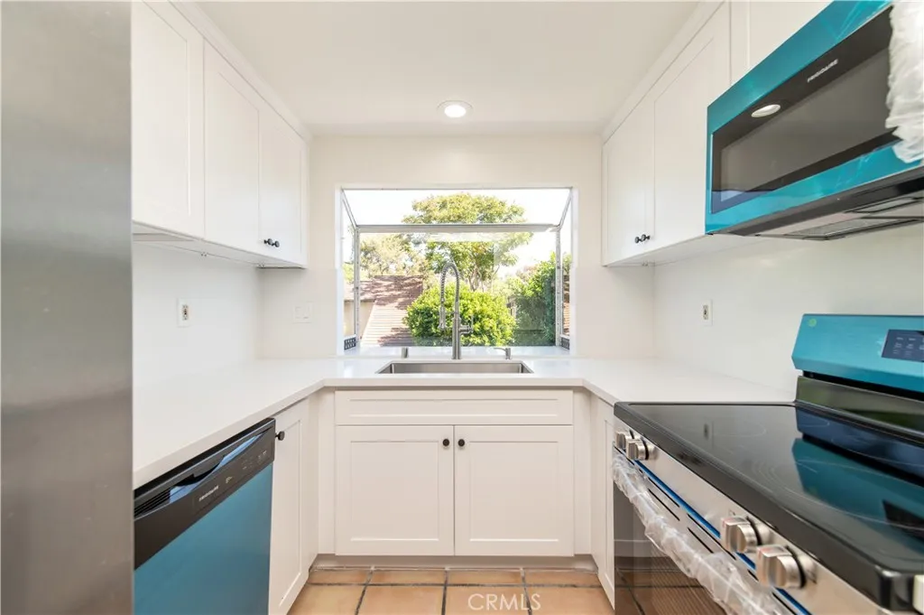 Additional image 8 of 51 Stanford Court, Irvine, CA 92612