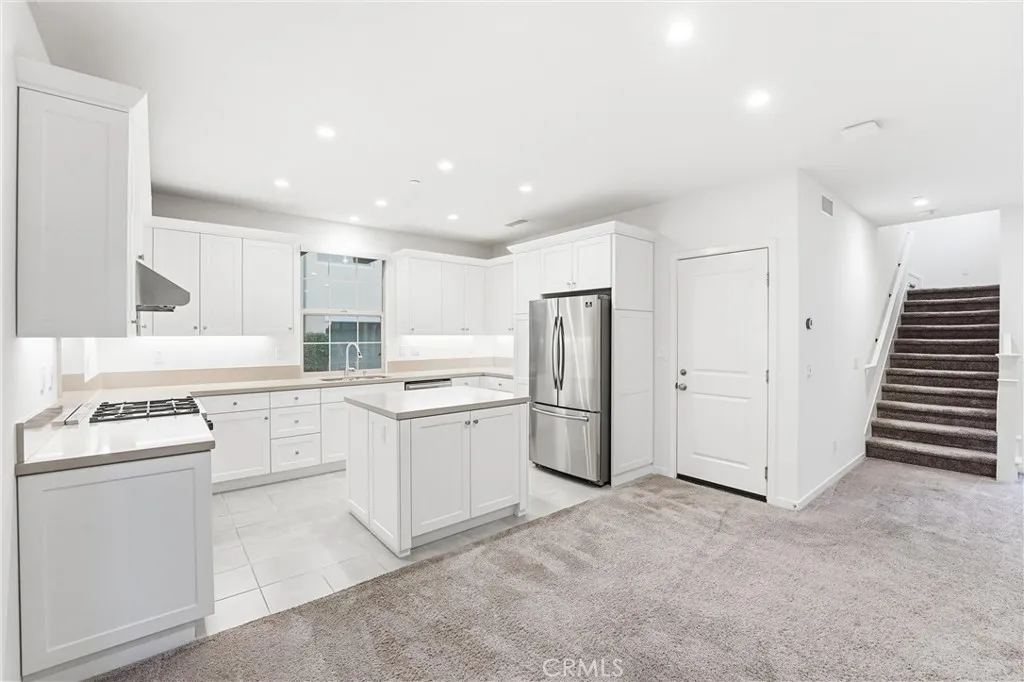 Additional image 24 of 125 Messenger, Irvine, CA 92618