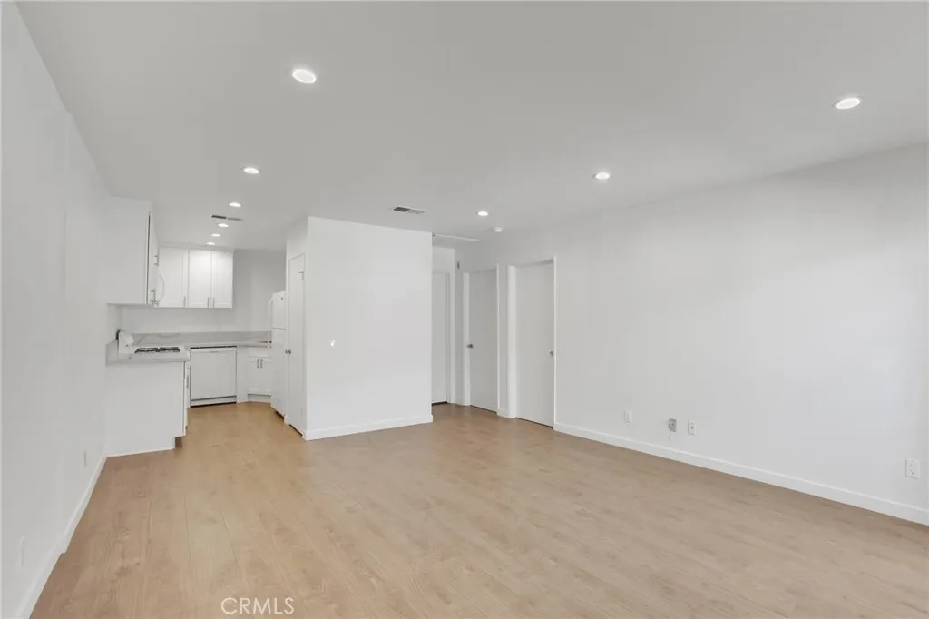 Additional image 3 of 1117 Linden Avenue Unit 3, Glendale, CA 91201