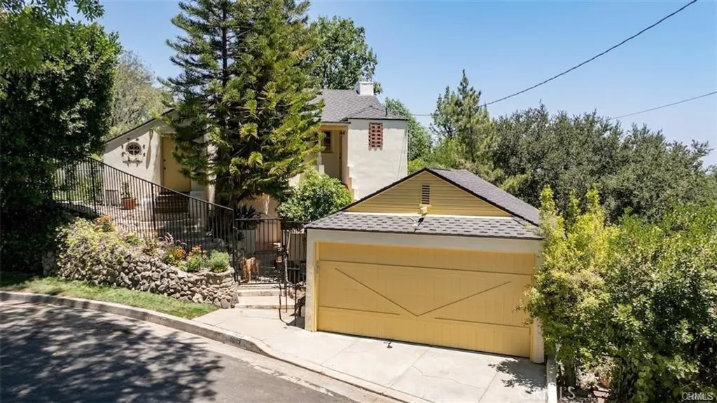 Additional image 2 of 15113 Encanto Drive, Sherman Oaks, CA 91403