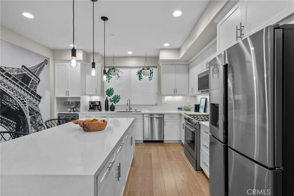 Additional image 6 of 13135 W Lumina Way, Valley Glen, CA 91401