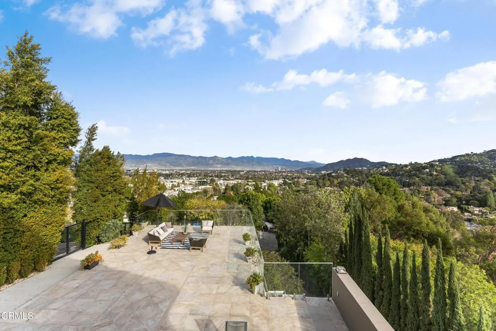 Additional image 78 of 12480 Viewcrest Road, Los Angeles, CA 91604