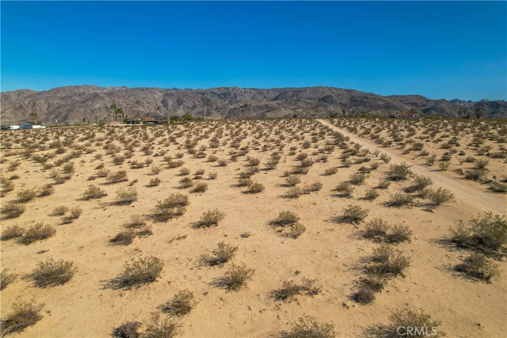 Additional image 38 of 10 Noels Knoll, 29 Palms, CA 92277