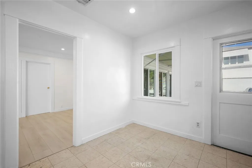 Additional image 32 of 525 W Wilson Avenue, Glendale, CA 91203