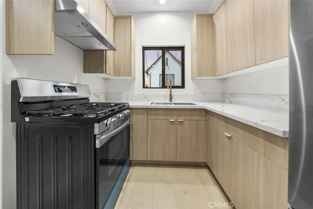 Additional image 6 of 1324 Winchester Avenue Unit A, Glendale, CA 91201