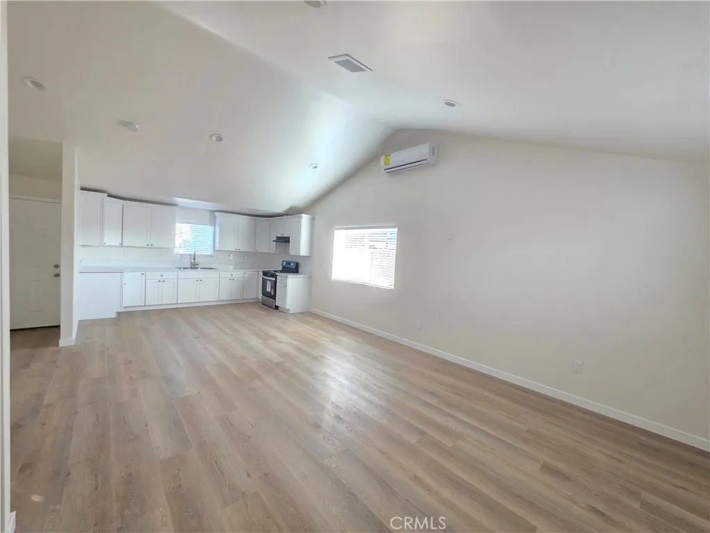 Additional image 17 of 7317 Ensign, Sun Valley, CA 91352