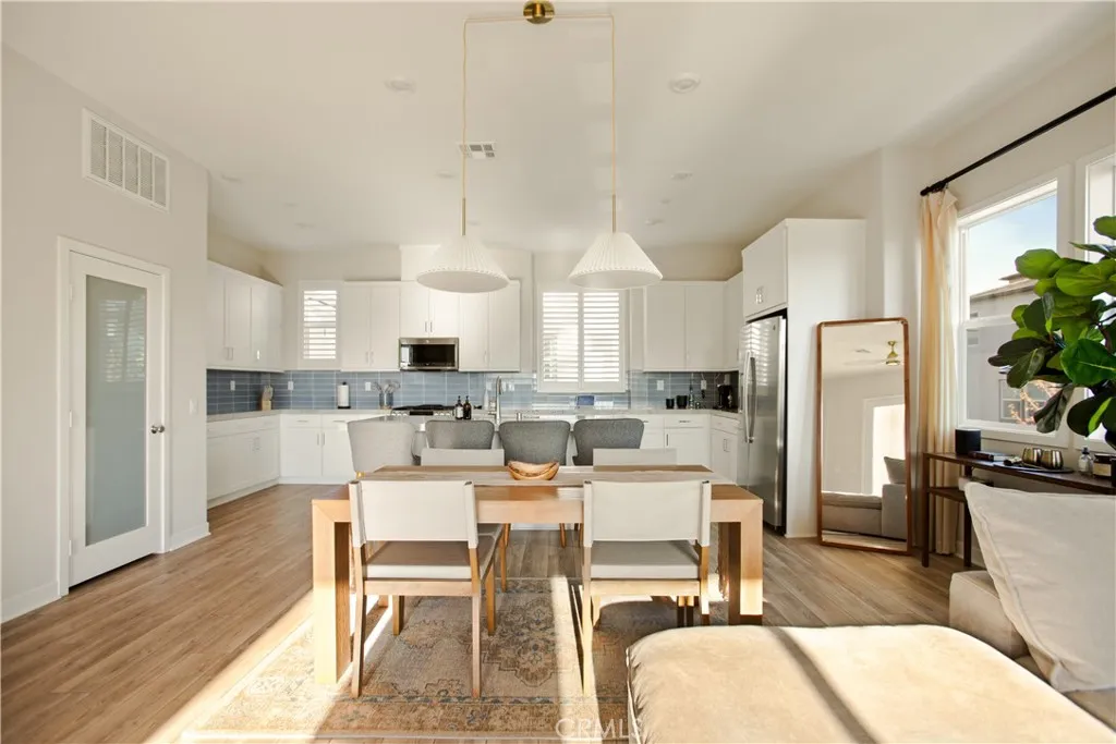 Additional image 7 of 112 Restore, Irvine, CA 92618