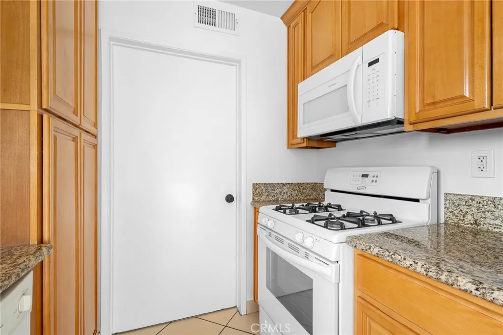 Additional image 35 of 1415 Cosmic Way Unit 6, Glendale, CA 91201