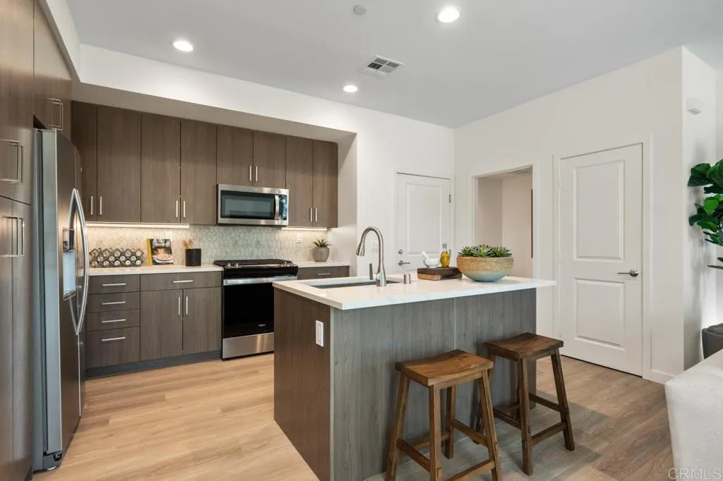 Additional image 103 of 5000 Avenida Lugano Unit 6, Chula Vista, CA 91913